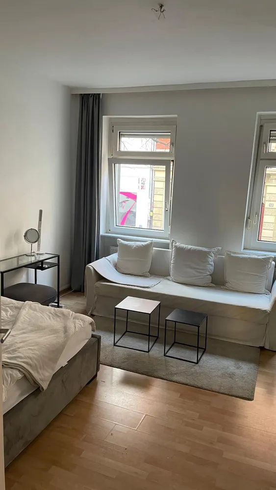 1 Zimmer Wohnung mit 27 m² in Frankfurt am Main – Bild 1