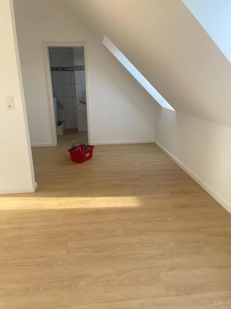 1 Zimmer Wohnung mit 30 m² in Düsseldorf – Bild 2