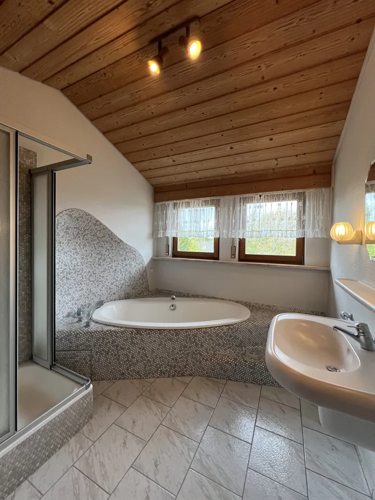 2 Zimmer Wohnung mit 95 m² in Stuttgart – Bild 7