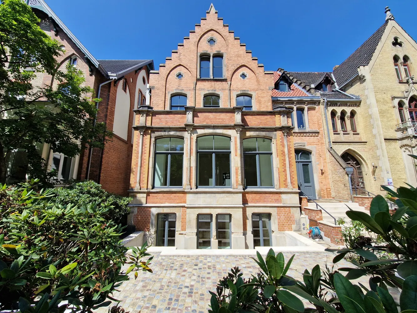 3 Zimmer Wohnung mit 100 m² in Hannover – Bild 1