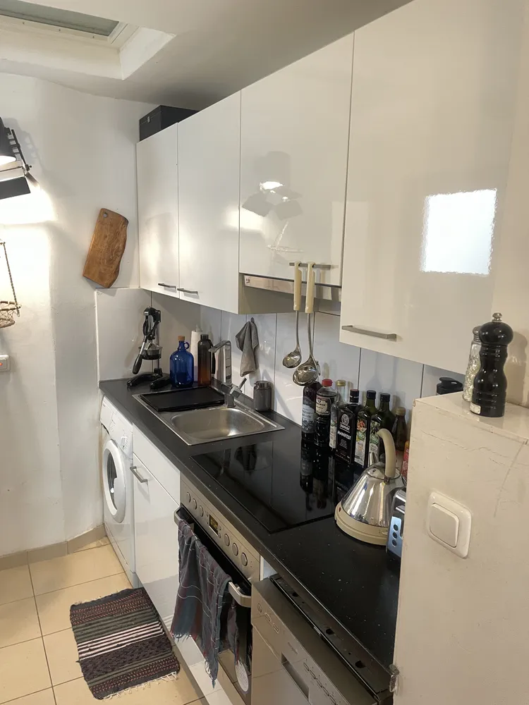 3 room apartment with 32 m² in Cologne – Photo 4