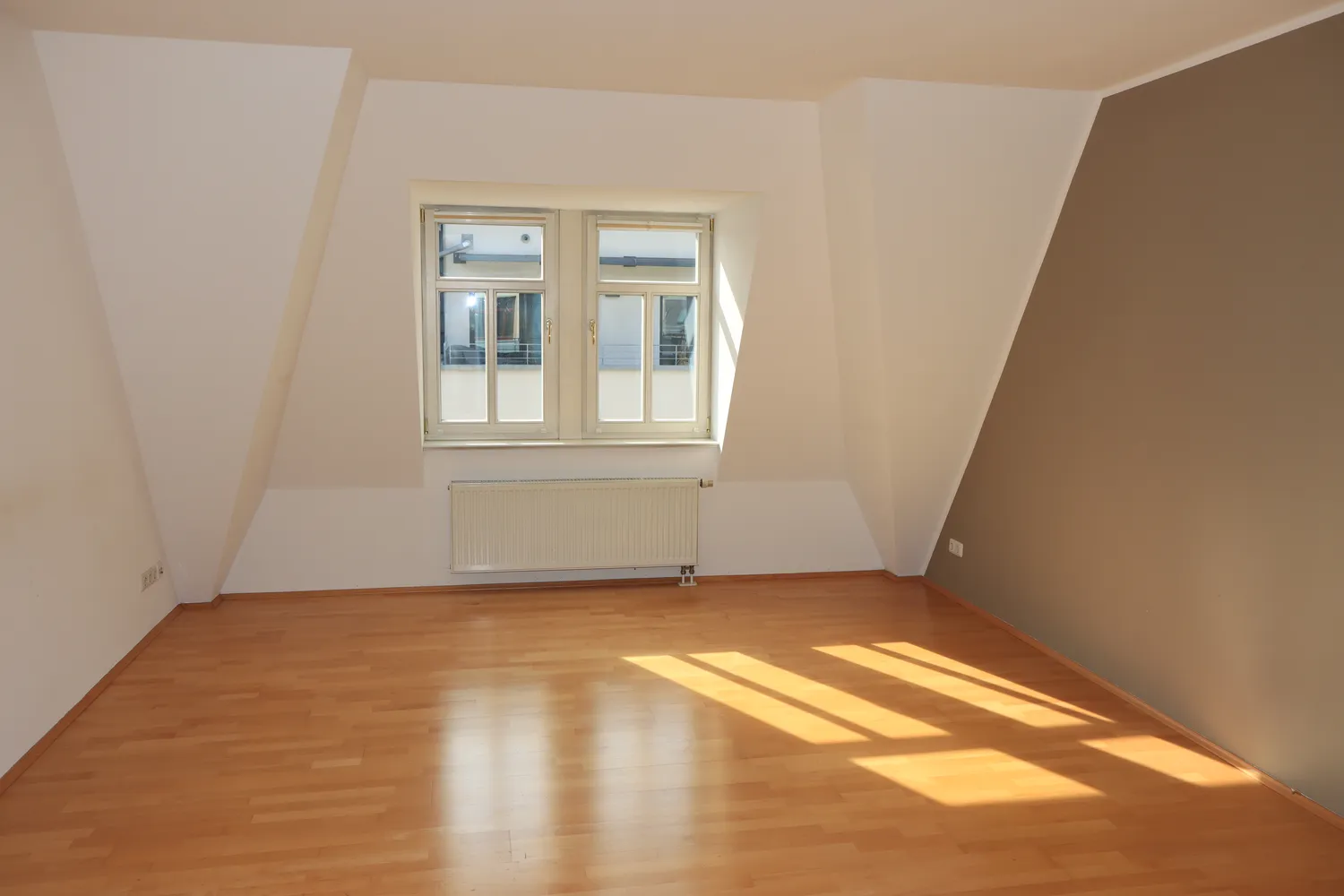 3 Zimmer Wohnung mit 95 m² in Dresden – Bild 6