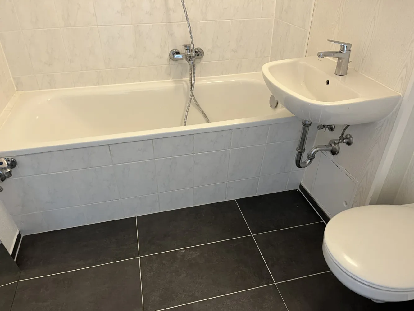 4 Zimmer Wohnung mit 69 m² in Halle (Saale) – Bild 3