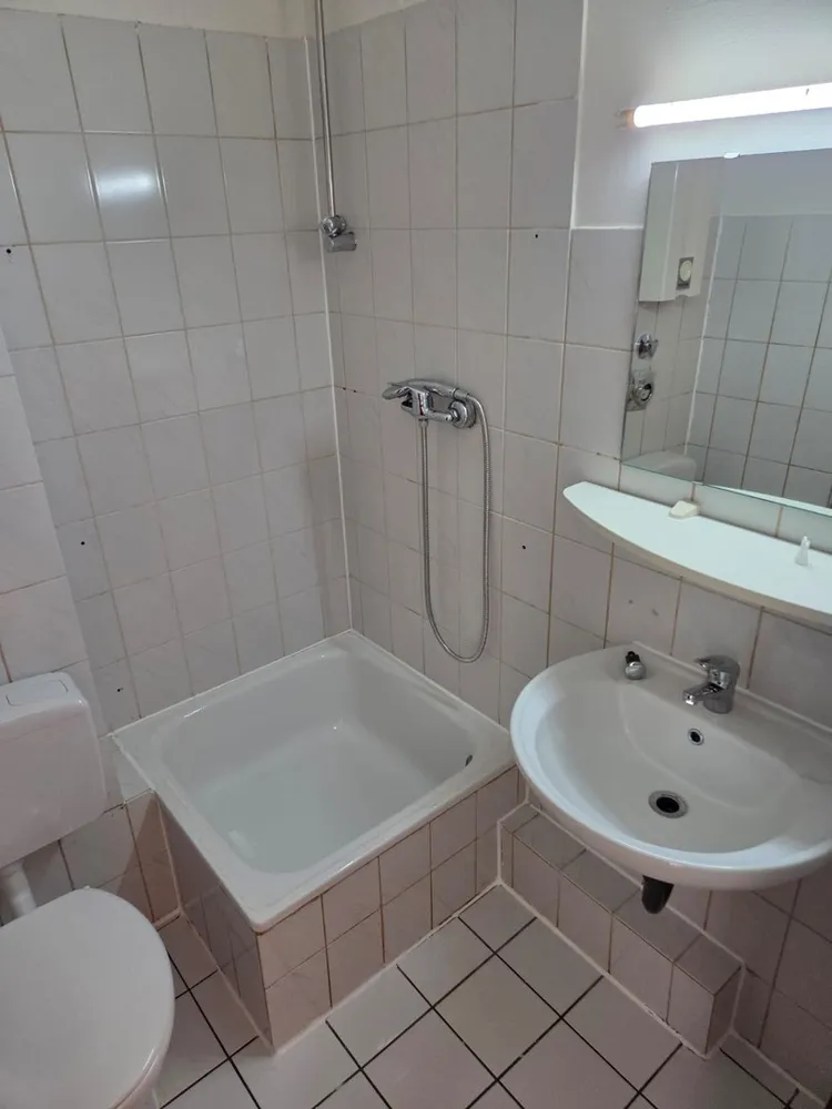 1 room apartment with 23 m² in Düsseldorf – Photo 6