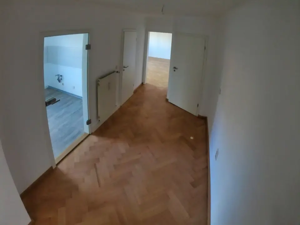 2 Zimmer Wohnung mit 80 m² in Coswig – Bild 3