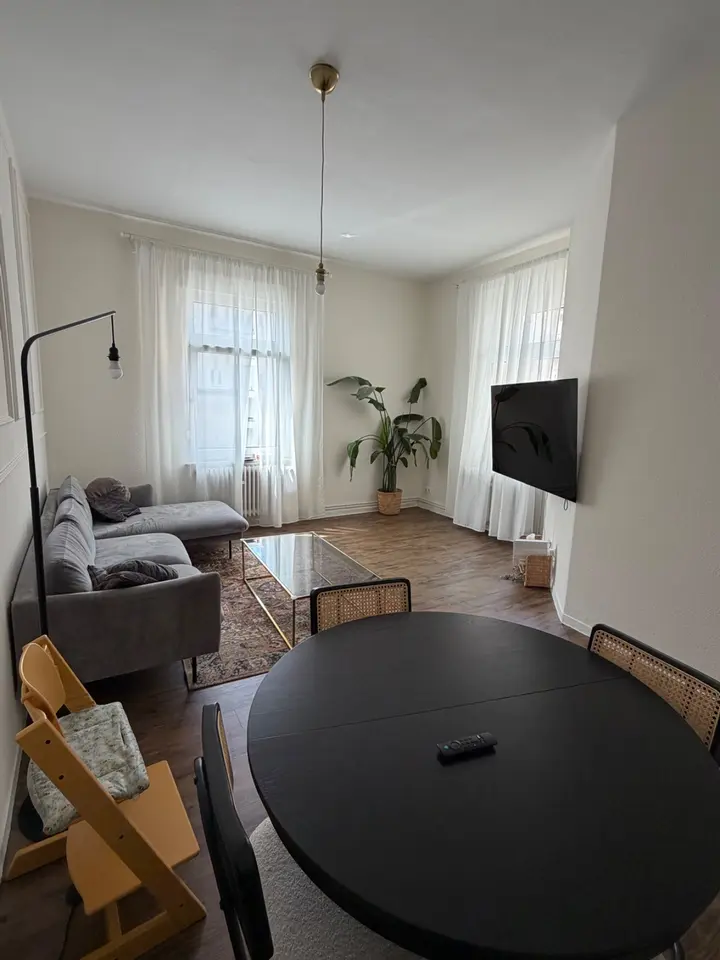 3 Zimmer Wohnung mit 87 m² in Wiesbaden – Bild 2