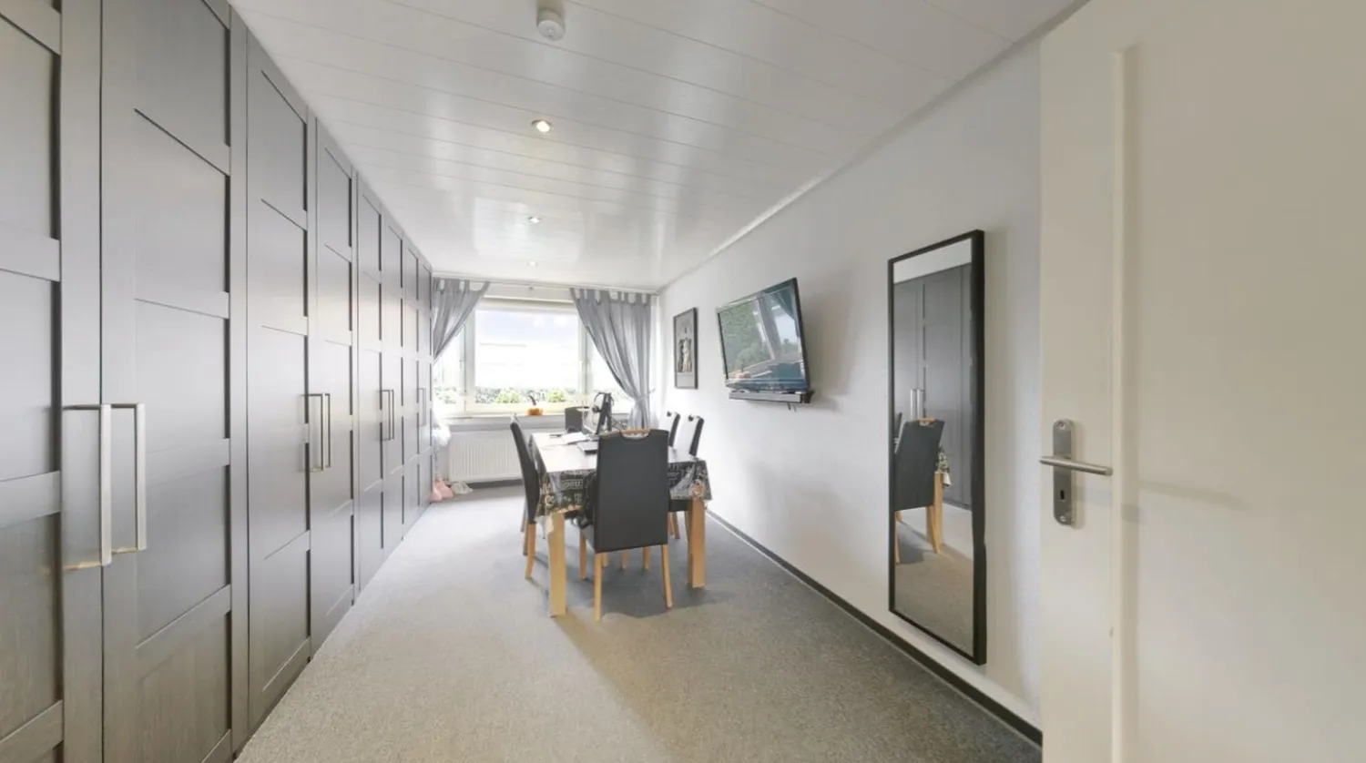 2 Zimmer Wohnung mit 55 m² in Düsseldorf – Bild 1