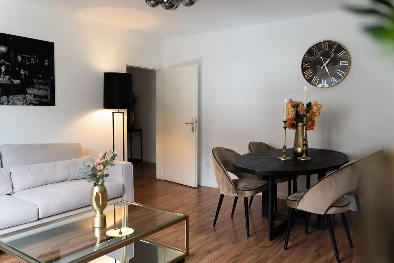 2 Zimmer Wohnung mit 57 m² in Duisburg – Bild 2