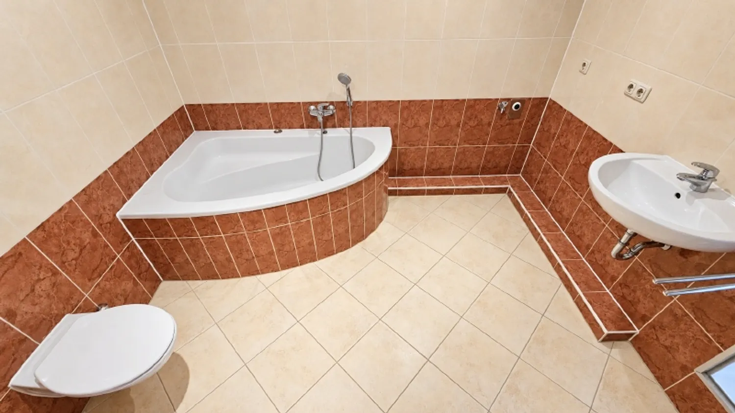 2 room apartment with 66 m² in Radebeul – Photo 1