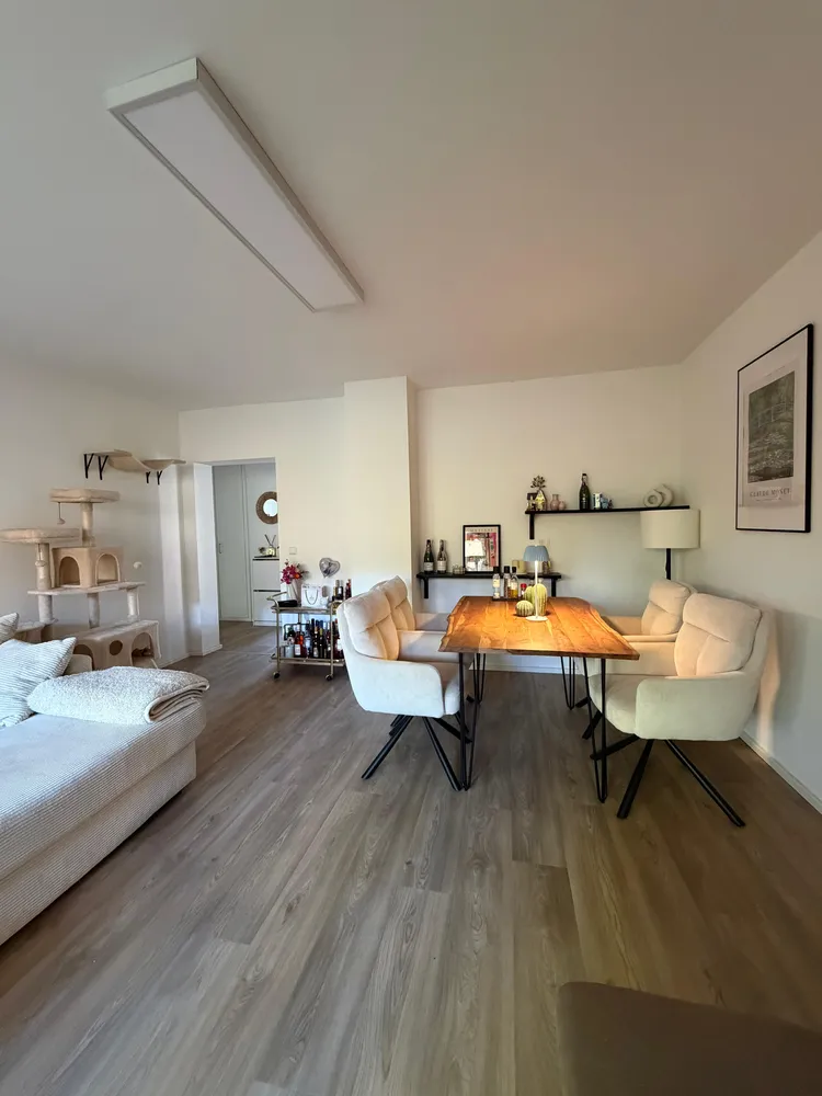 3 Zimmer Wohnung mit 72 m² in Karlsruhe – Bild 2