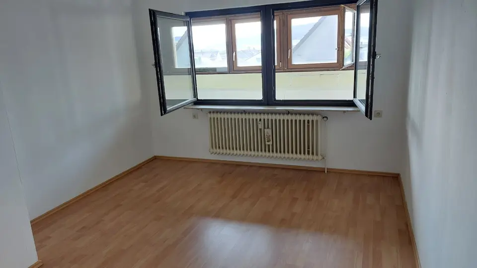 4 Zimmer Wohnung mit 100 m² in Rottweil – Bild 2