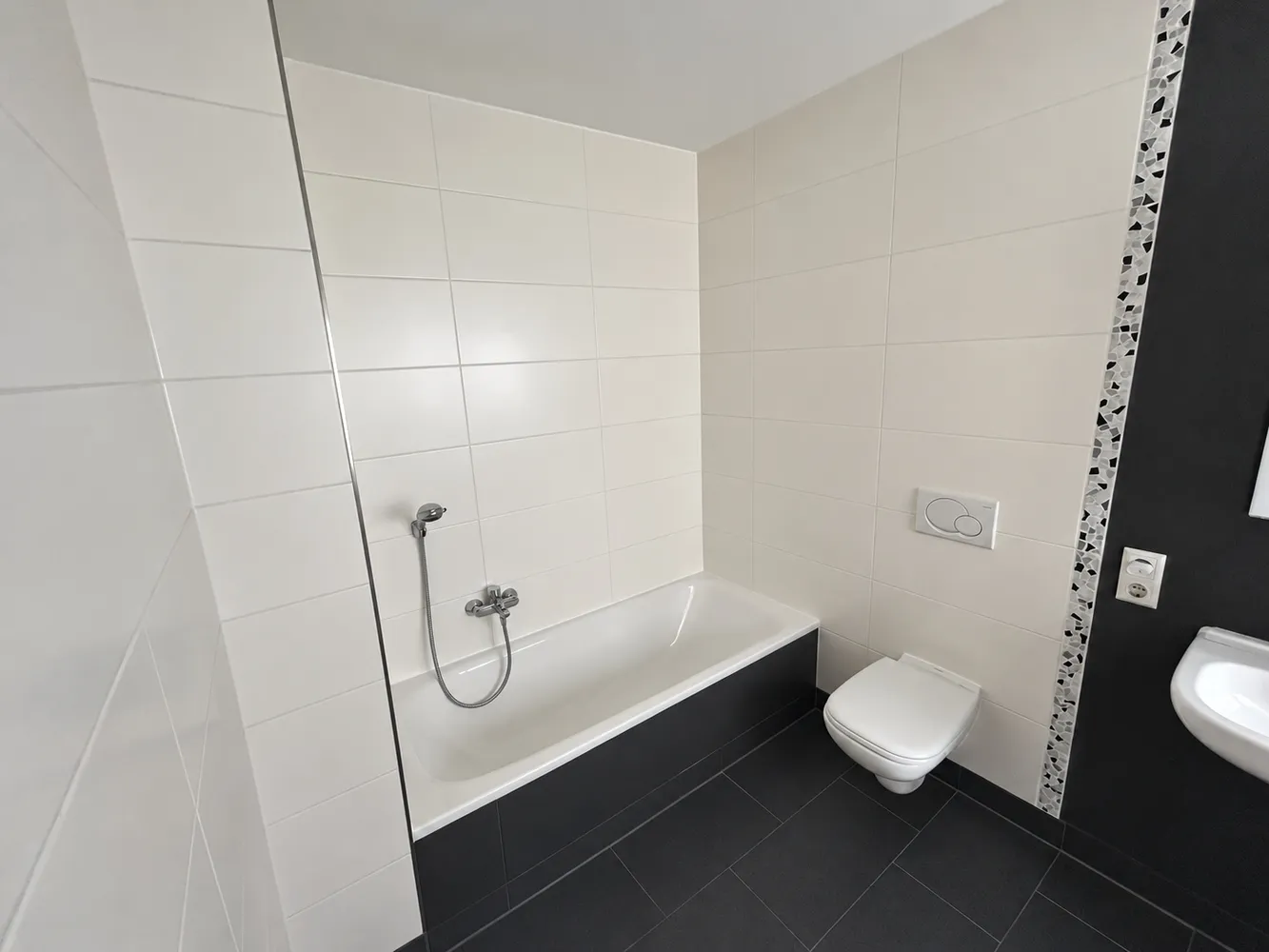 6 Zimmer Wohnung mit 132 m² in Göppingen – Bild 9