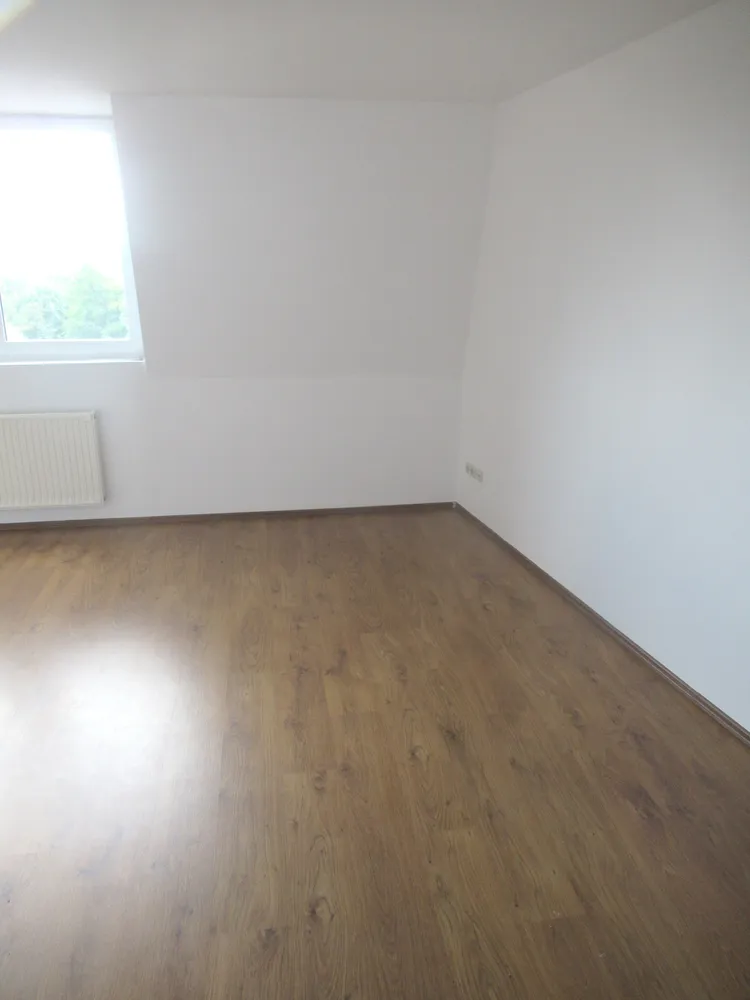 1 Zimmer Wohnung mit 35 m² in Zwickau – Bild 1