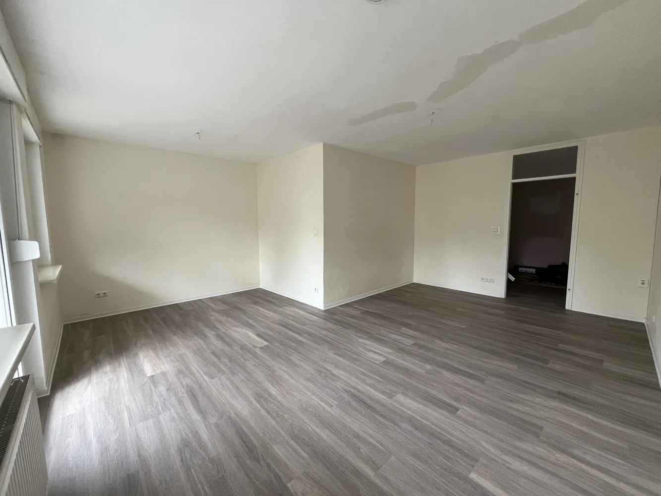 4 Zimmer Wohnung mit 99 m² in Karlsruhe – Bild 2