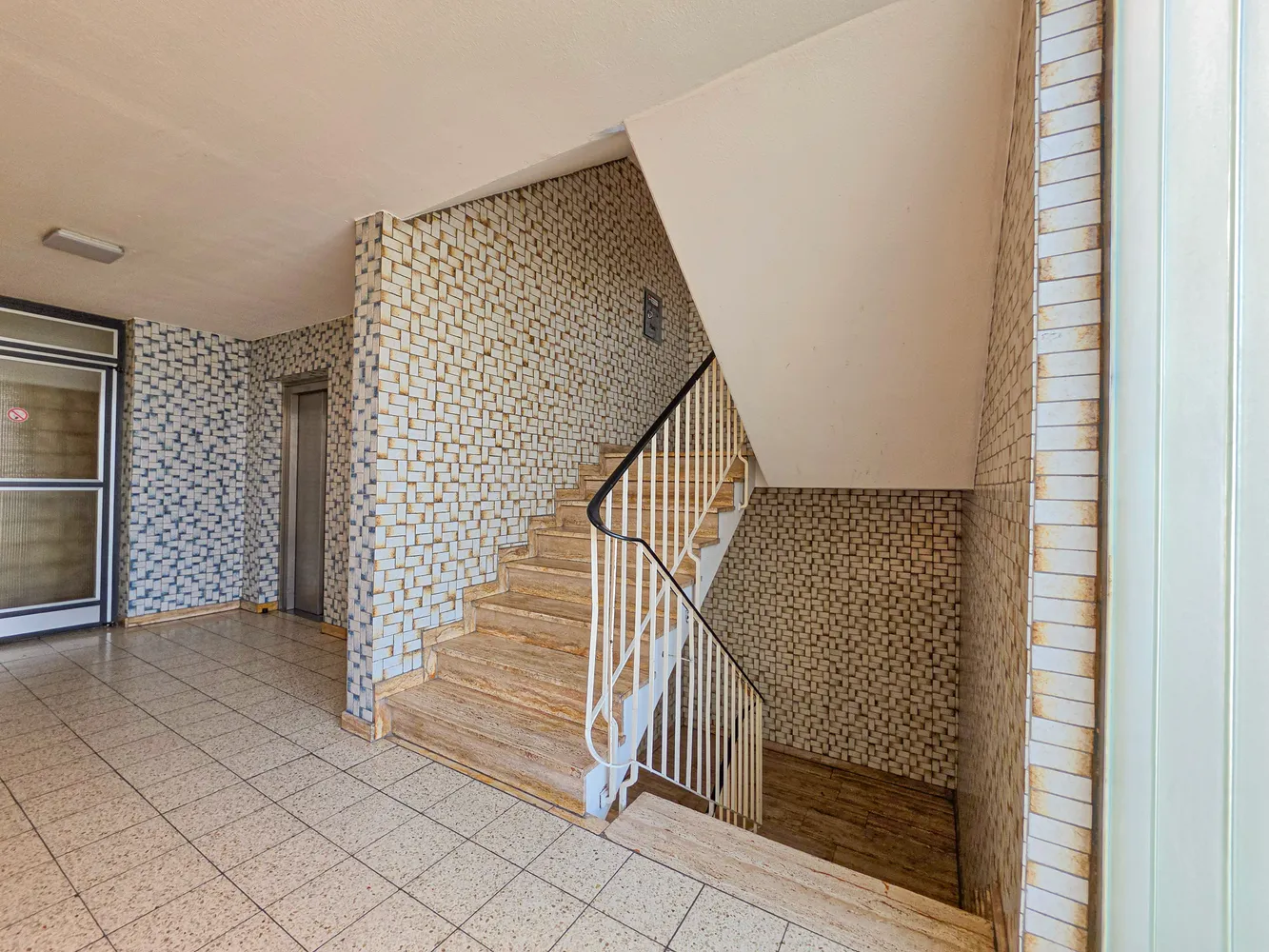 1 room apartment with 32 m² in Frankfurt am Main – Photo 6
