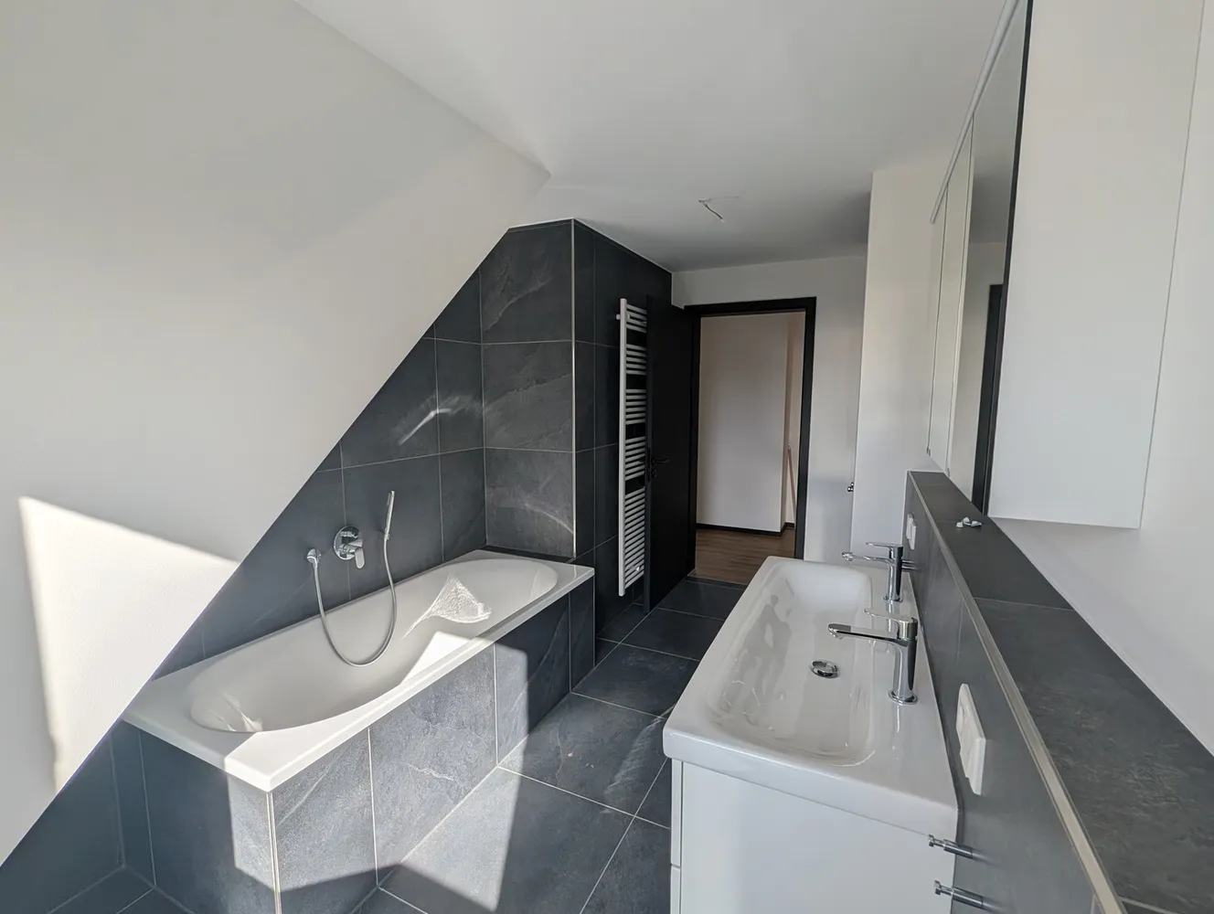 4 Zimmer Wohnung mit 108 m² in Erlangen – Bild 8