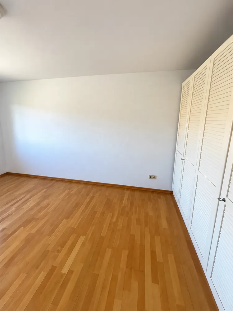 4 Zimmer Wohnung mit 120 m² in Freiburg im Breisgau – Bild 11