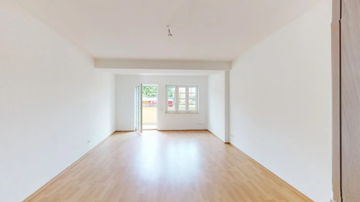 2 Zimmer Wohnung mit 67 m² in Halle (Saale) – Bild 1