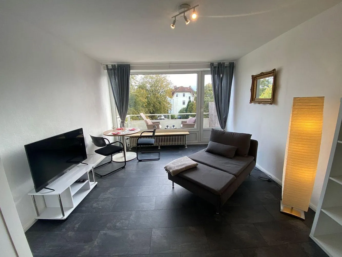 1 Zimmer Wohnung mit 42 m² in Wedel – Bild 2