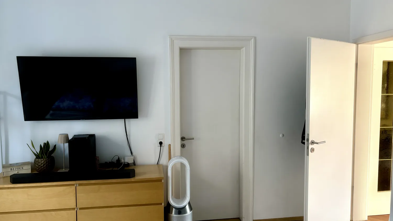5 Zimmer Wohnung mit 102 m² in Stuttgart – Bild 2