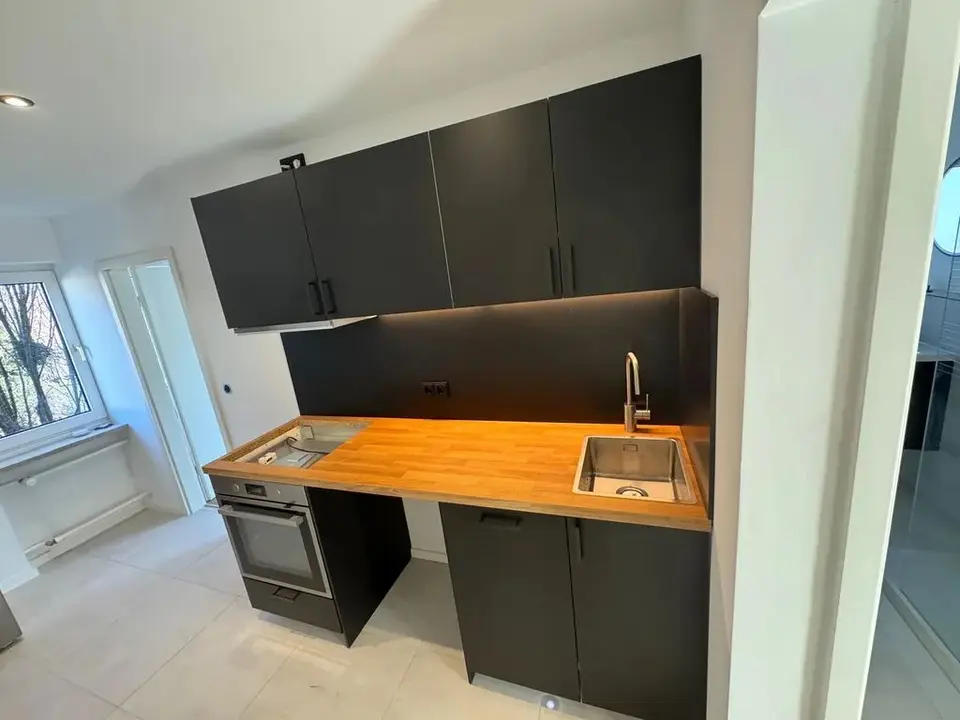 4 Zimmer Wohnung mit 14 m² in München – Bild 2