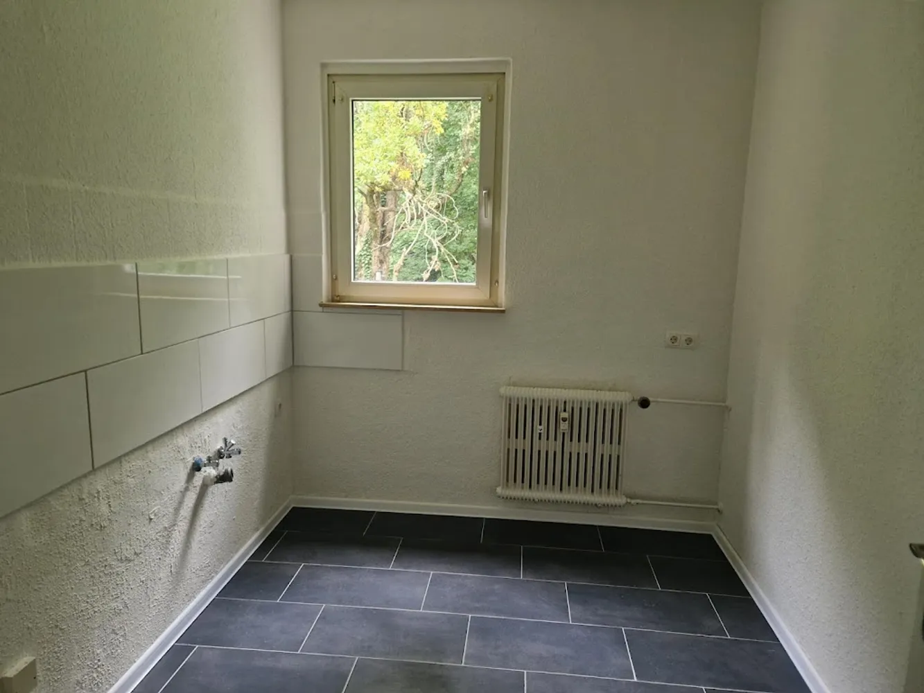 3 room apartment with 57 m² in Duisburg – Photo 4