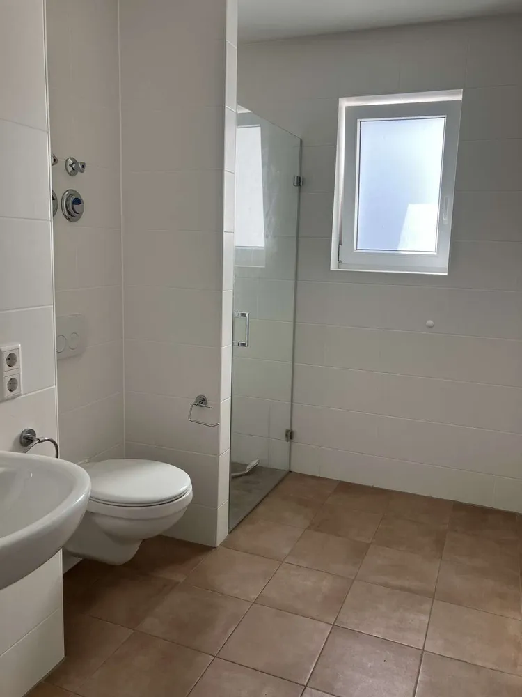 4 Zimmer Wohnung mit 145 m² in München – Bild 7