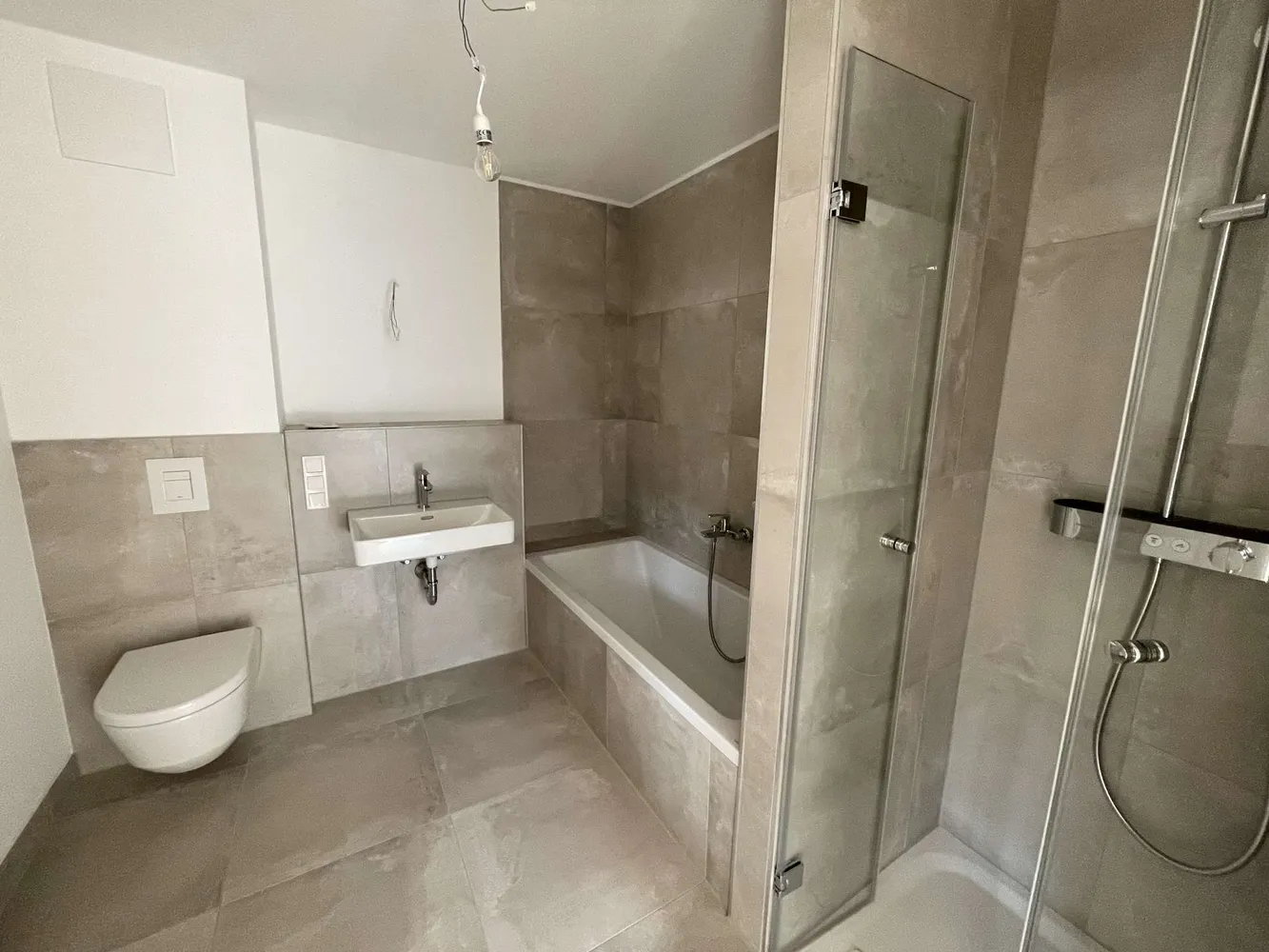 5 Zimmer Wohnung mit 109 m² in Göttingen – Bild 3