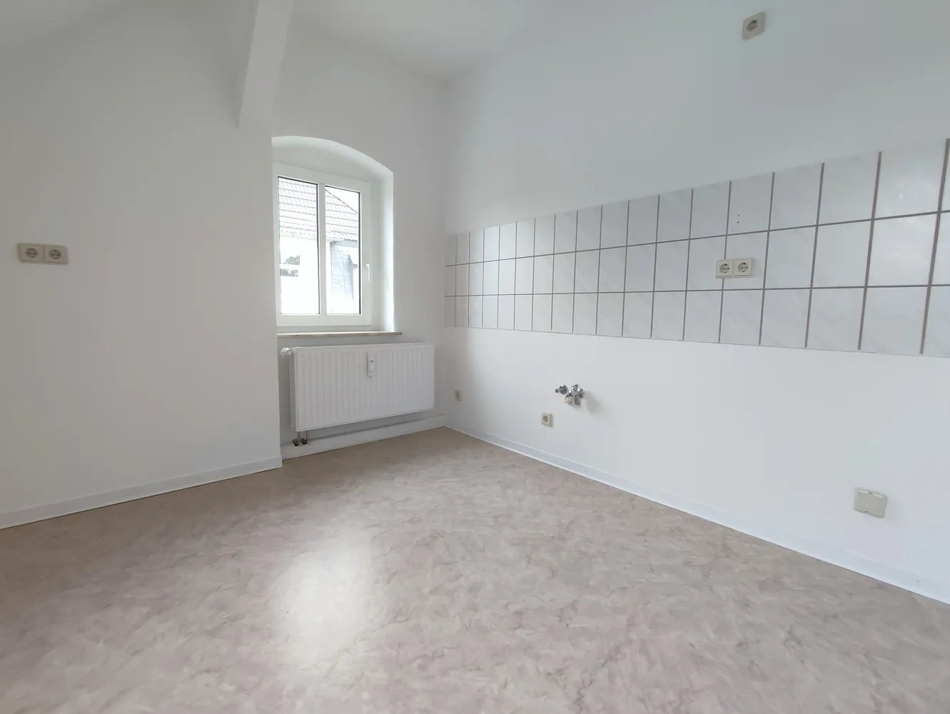 2 room apartment with 67 m² in Chemnitz – Photo 3