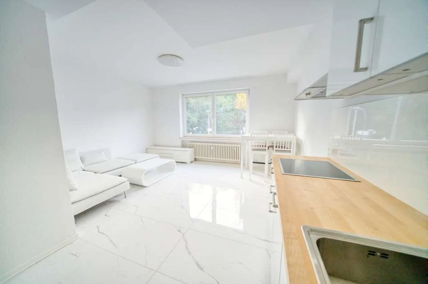 2 Zimmer Wohnung mit 60 m² in Bonn – Bild 2