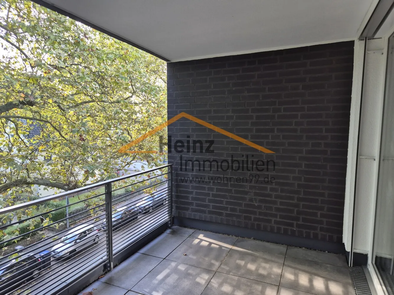 2 Zimmer Wohnung mit 98 m² in Bergisch Gladbach – Bild 3