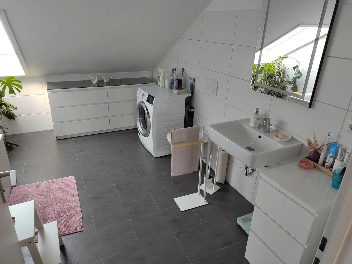 3 Zimmer Wohnung mit 90 m² in München – Bild 2