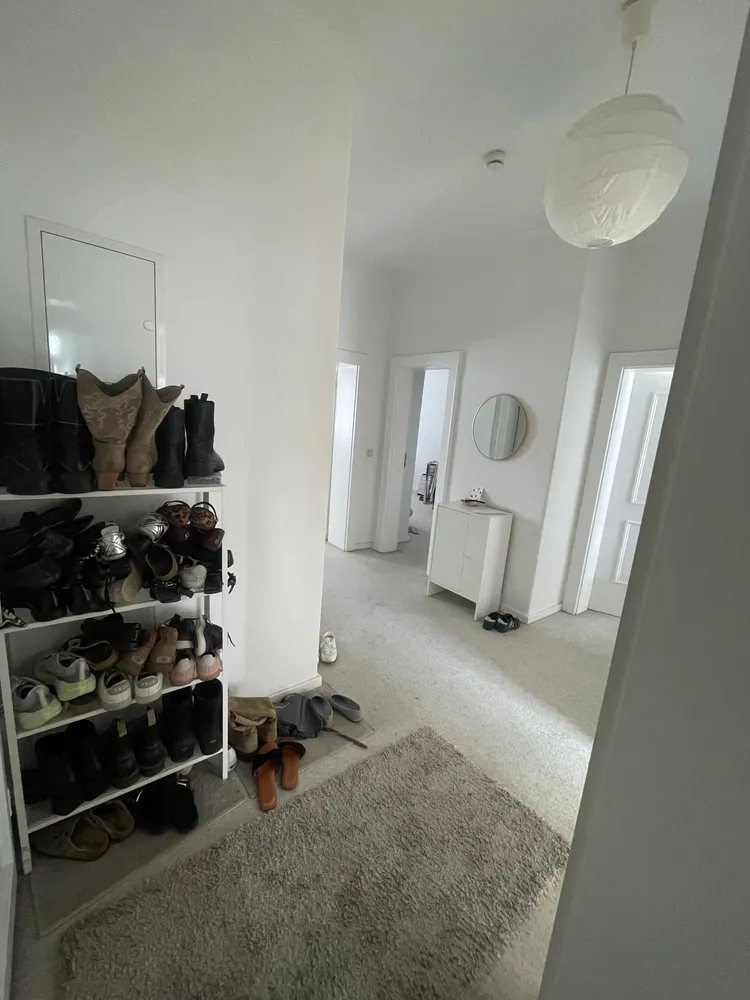 4 Zimmer Wohnung mit 100 m² in München – Bild 2