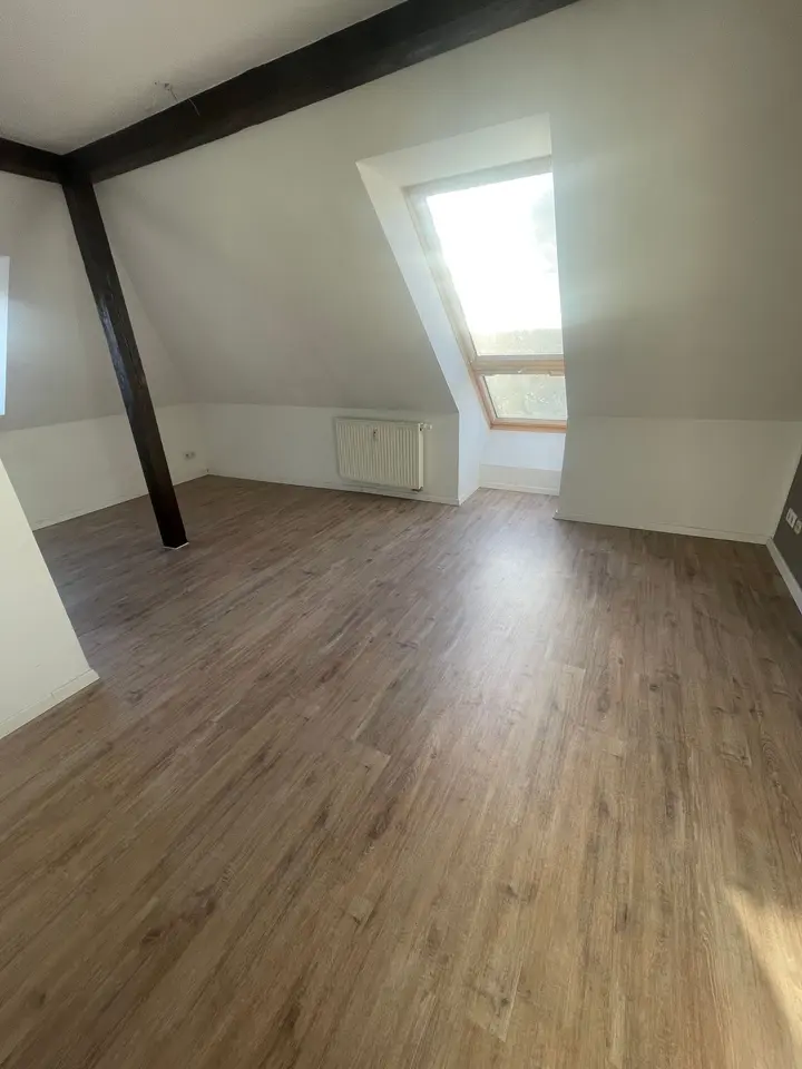 2 Zimmer Wohnung mit 48 m² in Zeitz – Bild 1