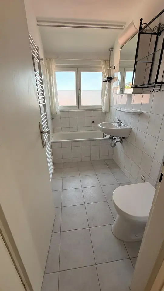 4 Zimmer Wohnung mit 66 m² in Stuttgart – Bild 8