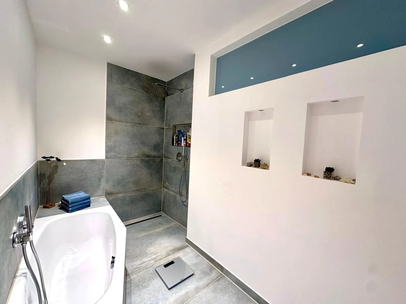 2 Zimmer Wohnung mit 93 m² in Augsburg – Bild 10