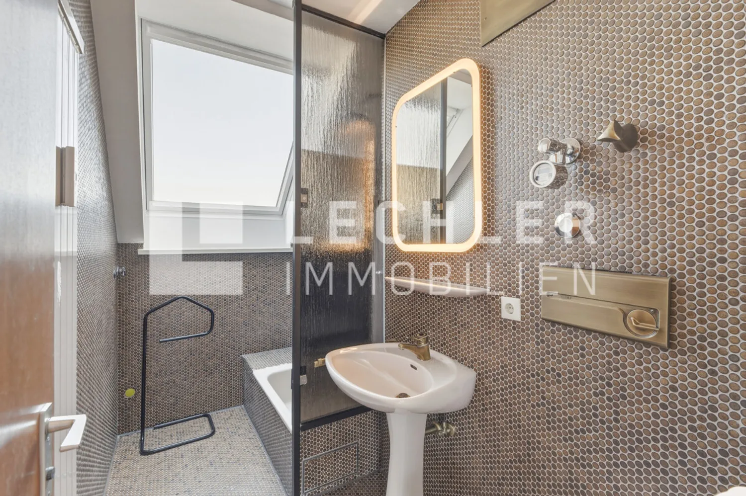 4 Zimmer Wohnung mit 154 m² in Stuttgart – Bild 8