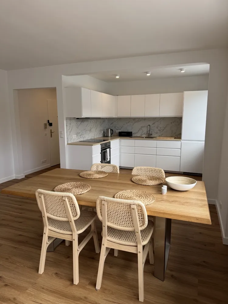 2 Zimmer Wohnung mit 72 m² in Hamburg – Bild 2