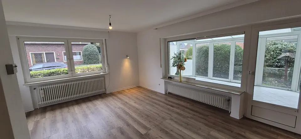 4 Zimmer Wohnung mit 120 m² in Leer – Bild 1