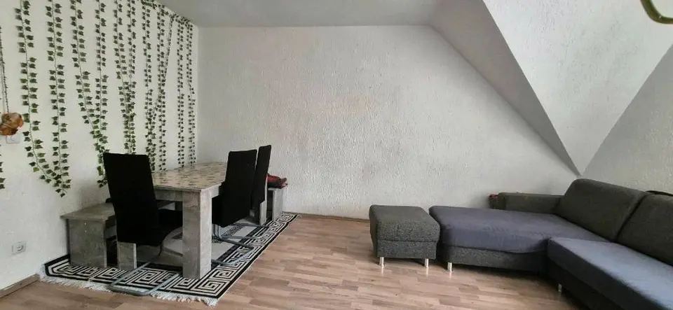 4 Zimmer Wohnung mit 97 m² in Pforzheim – Bild 3