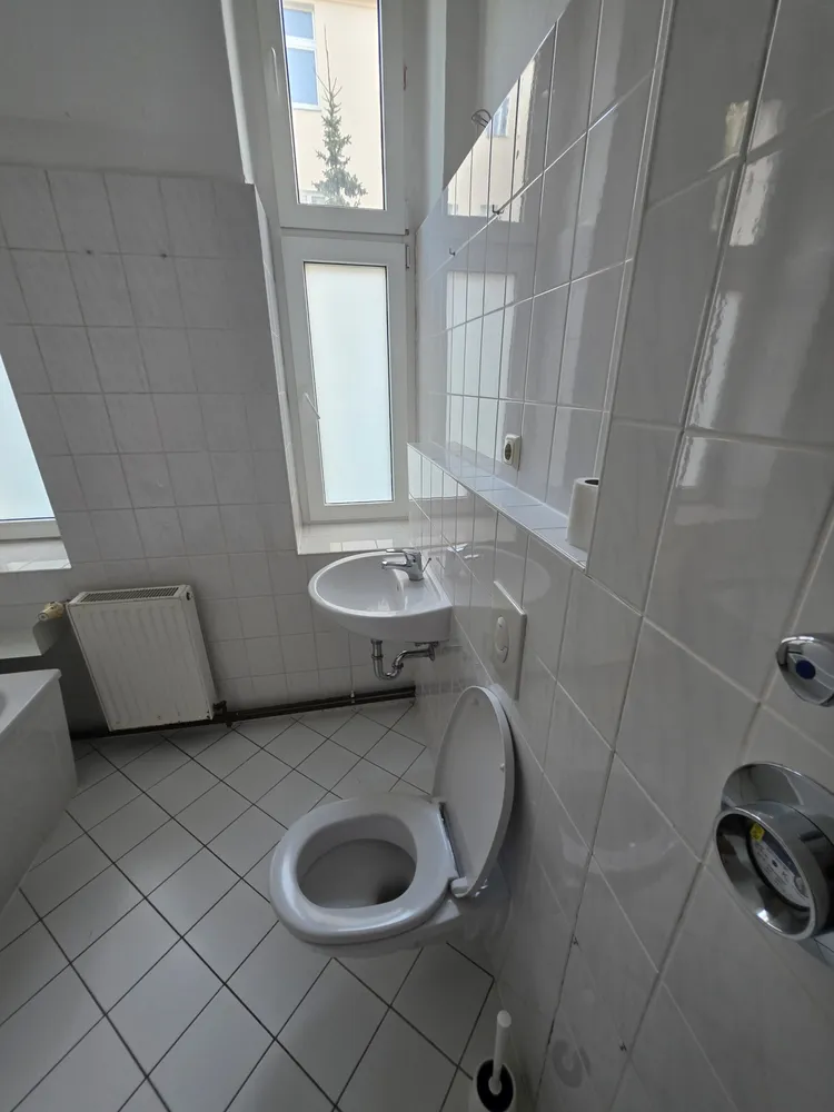 2 room apartment with 69 m² in Berlin – Photo 9