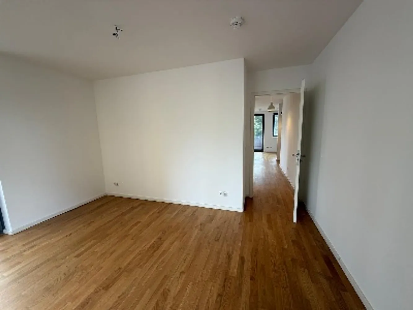 2 Zimmer Wohnung mit 61 m² in Berlin – Bild 6