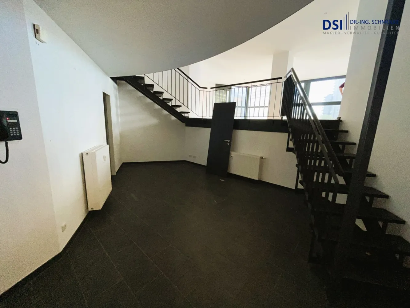 1 Zimmer Wohnung mit 200 m² in Köln – Bild 8