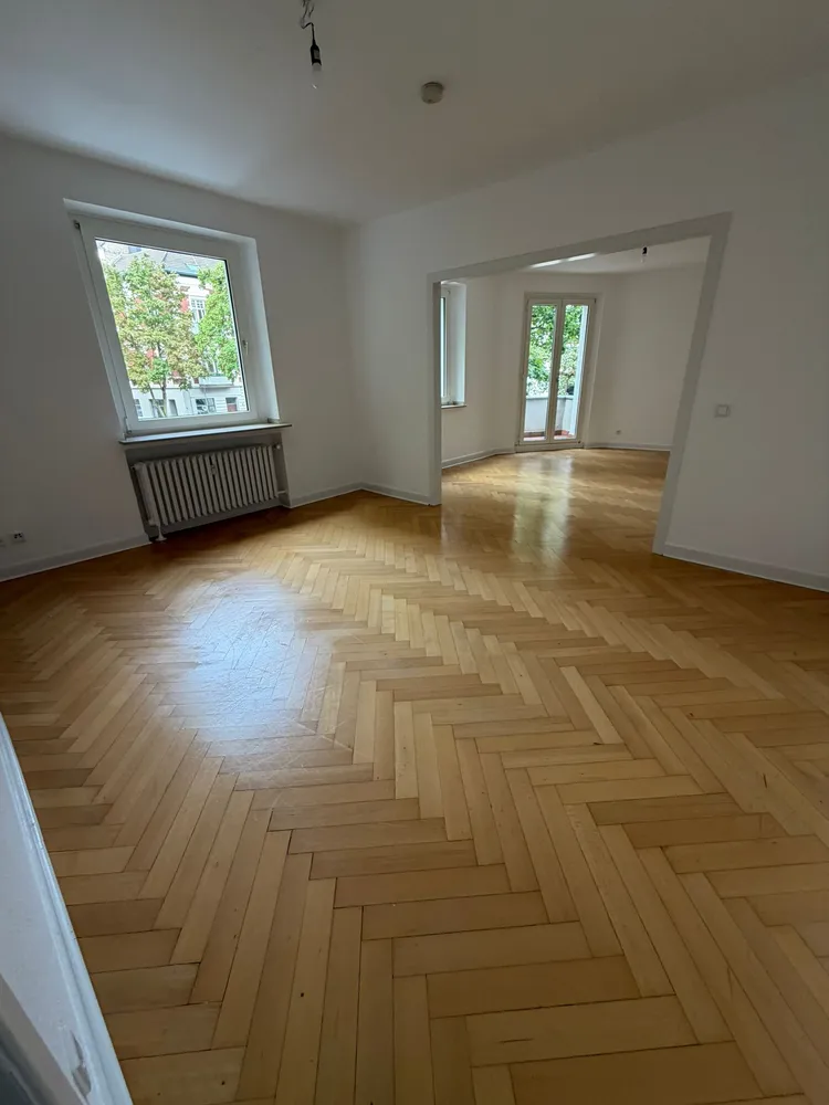 4 room apartment with 125 m² in Düsseldorf – Photo 1