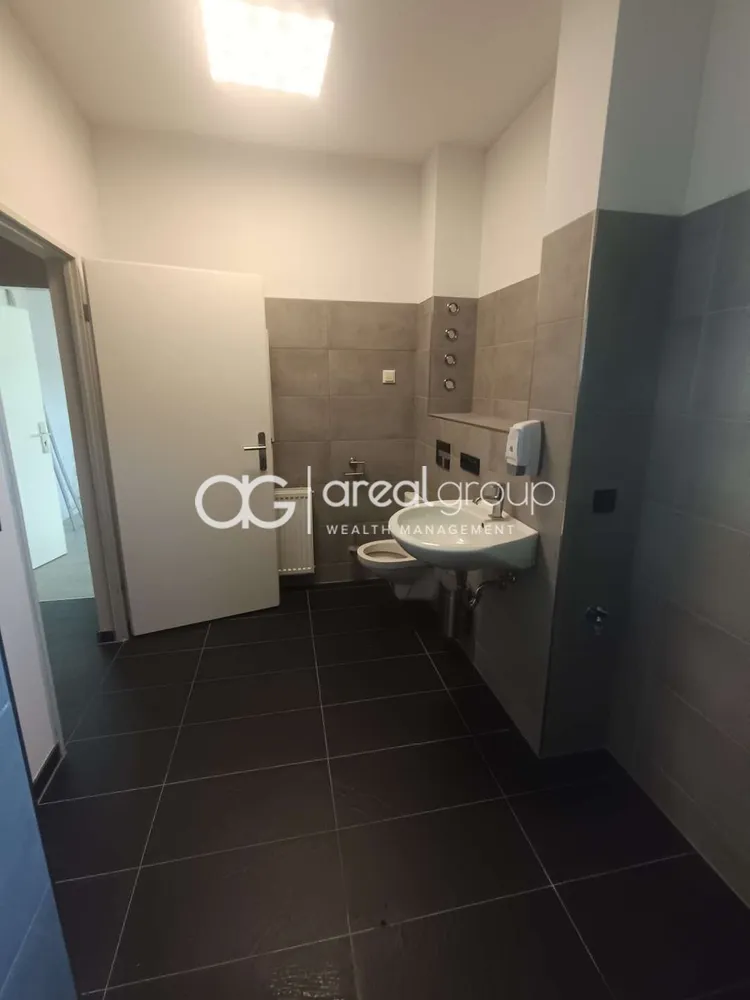 3 Zimmer Wohnung mit 175 m² in Halle (Saale) – Bild 4