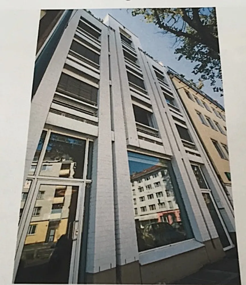 3 Zimmer Wohnung mit 102 m² in Düsseldorf – Bild 2