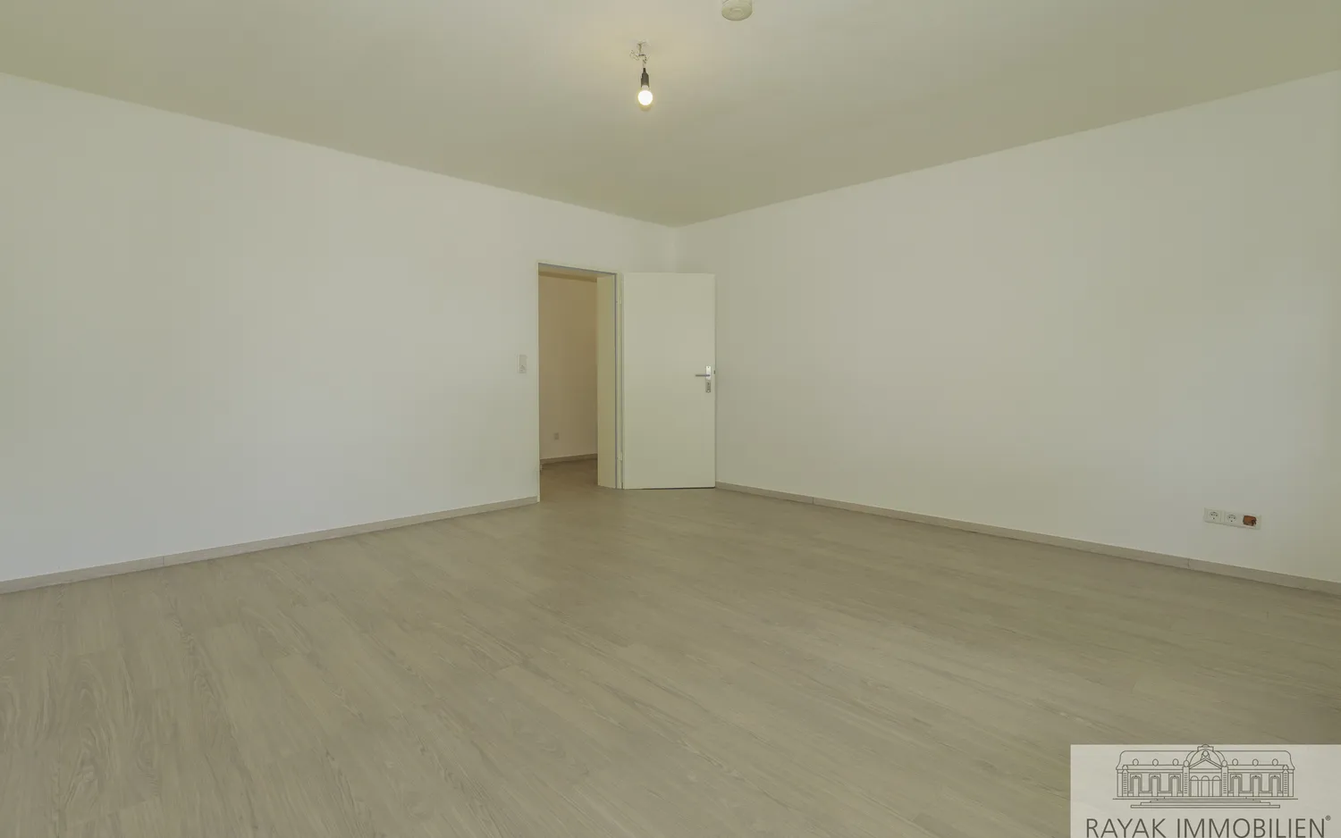 2 Zimmer Wohnung mit 70 m² in Düsseldorf – Bild 4