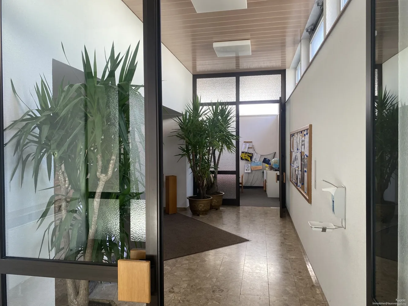 10 Zimmer Haus mit 896 m² in Reutlingen – Bild 9