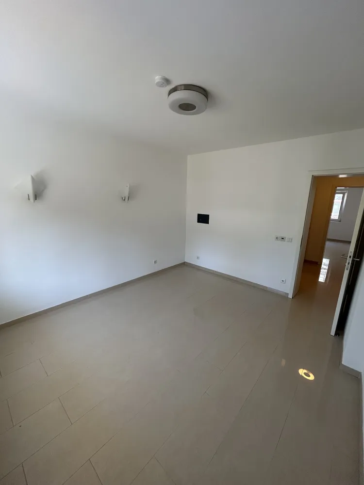 2 Zimmer Wohnung mit 40 m² in Düsseldorf – Bild 4