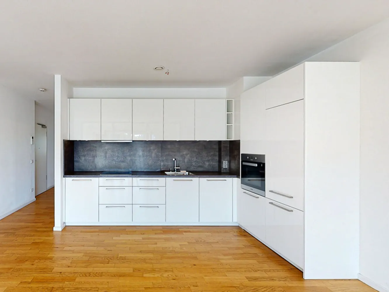 3 Zimmer Wohnung mit 93 m² in Frankfurt am Main – Bild 3